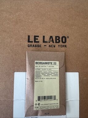 Le Labo Bergamote 22 Kraft Sample with Pale Beige Label